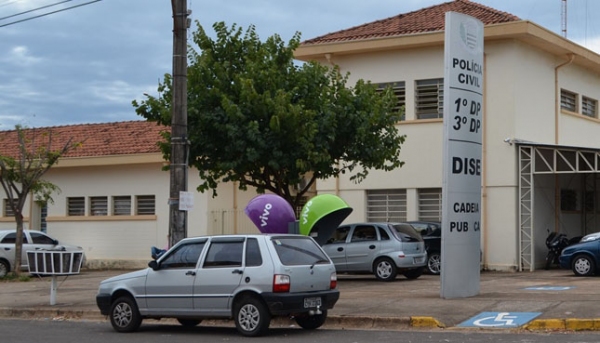 Homem estava preso na cadeia de Adamantina por atraso em pensão alimentícia (Foto: Acácio Rocha).