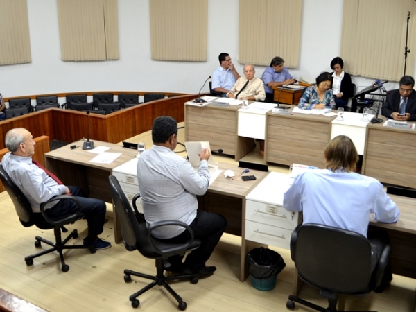 Vereadores: Novos requerimentos cobram informações da Prefeitura