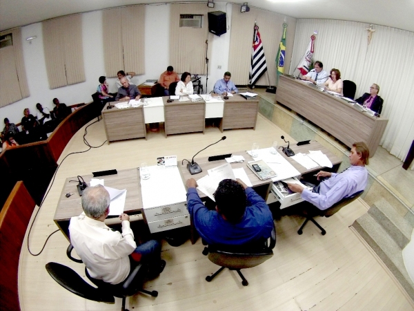 Câmara tem sessão pautada por moções, indicações e requerimentos