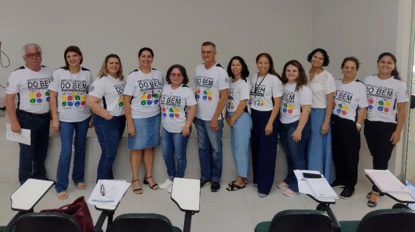 Campanha Imposto de Renda do Bem é desenvolvida por representes do CMDCA, CMPI, entidades locais e Secretaria de Assistência Social (Divulgação).