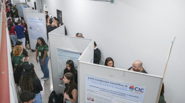 O CIC 2025 contou com 323 trabalhos submetidos ? sendo 45 apresentacoes orais e 278 posteres digitais ? e 666 autores (Imagem: Juliane Derroide).