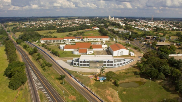 Campus II do Centro Universitario de Adamantina (Rec Filmagens)..