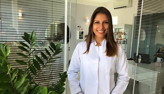 A esteticista Luciana Ápplim atende em novo endereço, com horários ampliados até às 22h (Fotos: Siga Mais).