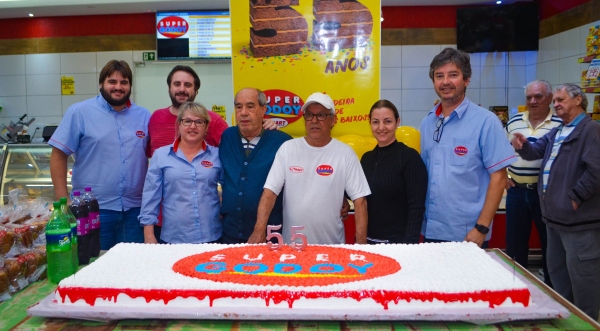 Comemorações dos 55 anos do Supermercado Godoy (Fotos: Maikon Moraes/Siga Mais).