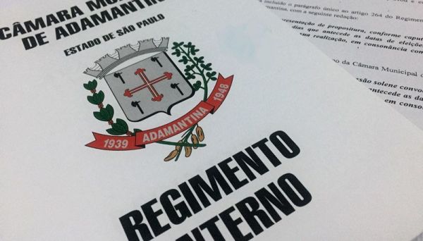 Proposta dos vereadores Acácio Rocha, Alcio Ikeda e Eder Ruete busca sintonia do Regimento Interno com as limitações eleitorais (Foto: Reprodução).