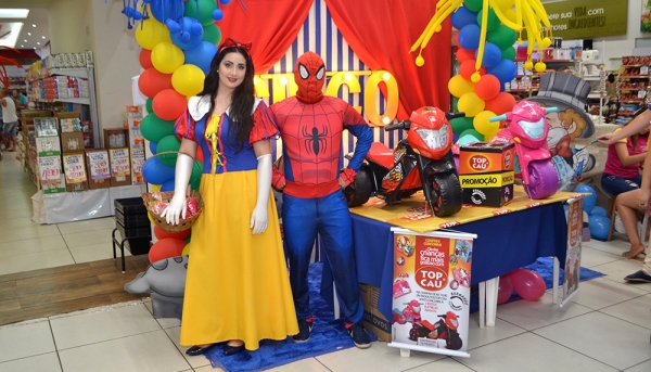 Confraternização movimentou manhã deste sábado no Supermercado Godoy (Foto: Maikon Moraes/Siga Mais).