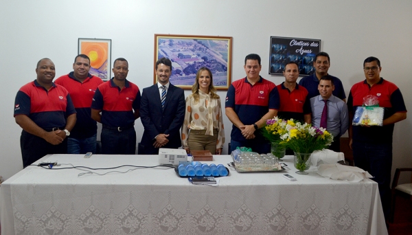 Bispo Eduardo Guilherme, que coordena o Universal nos Presídios, foi recebido no PAI Nosso Lar, em Adamantina (Foto: Siga Mais).