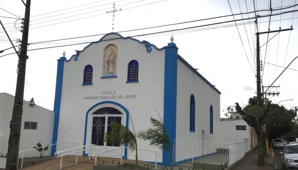 Capela da Santa Casa ? agora Capela do Sagrado Coração de Jesus ? será reaberta à comunidade, após obras de revitalização realizadas pela Paróquia Nossa Senhora de Fátima (Foto: Siga Mais).