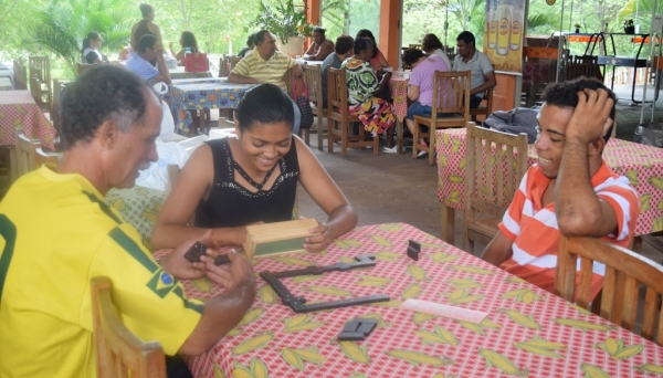 Atendidos pelo CAPS de Adamantina têm atividade de lazer em pesqueiro na região (Imagem: Assessoria de Imprensa).