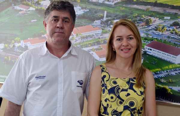 Nomeada pelo diretor geral da FAI, Prof. Dr. Márcio Cardim, a Prof.ª Dra. Dalva Pazzini Grion pretende reativar alguns setores de estágio do curso de Farmácia da instituição (Foto: Daniel Torres).