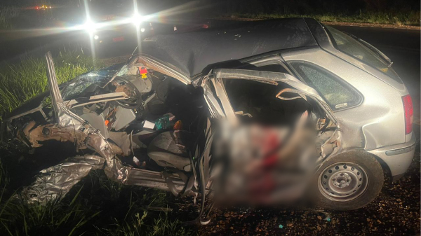 Ve?culo Gol envolvido no acidente (Cedida/PM Rodovi?ria).