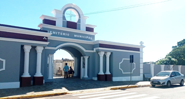 Nova pintura no Cemiterio da Saudade em Adamantina (Cedida/PMA).