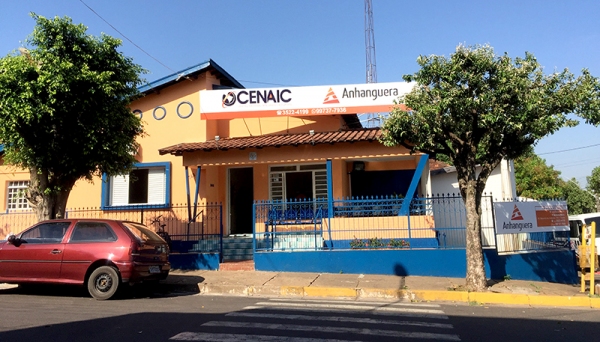 Polo credenciado Anhanguera, em Adamantina, fica na Alameda Navarro de Andrade, 745, centro (Foto: Siga Mais).