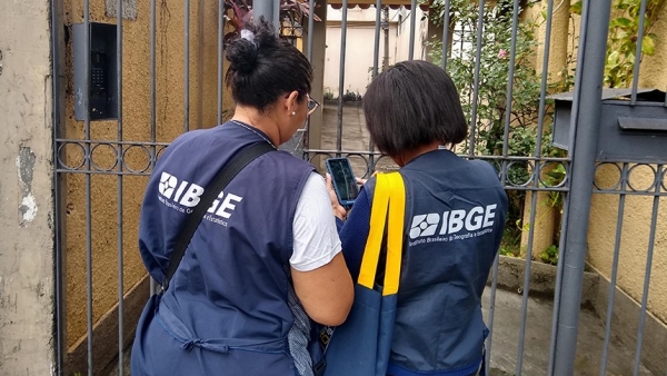 Recenseadores do IBGE na coleta do Censo Demográfico 2022 (Helena Pontes/Agência IBGE Notícias).