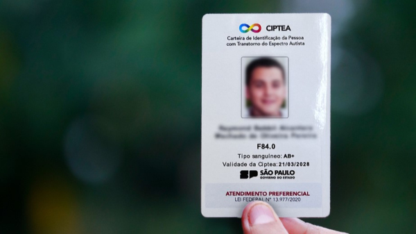 O documento simplifica a identifica??o de indiv?duos autistas (Divulga??o/GovSP).