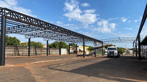 Obra está em execução, com mais de 244 metros quadrados de nova cobertura (Divulgação/PMA).