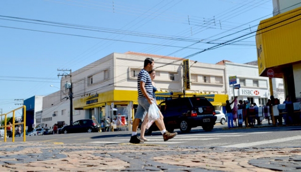 Comércio de Adamantina atende em horário especial neste sábado e na próxima semana (Foto: Arquivo).