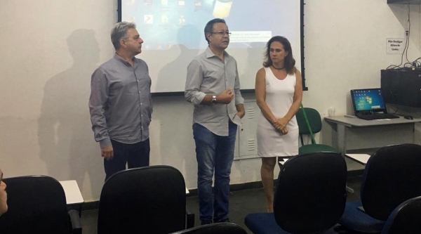 Autoridades de saúde de Presidente Prudente detalharam na manhã desta quarta-feira (4) sobre novos casos suspeitos de coronavírus na cidade (Reprodução: Aline Costa/G1).