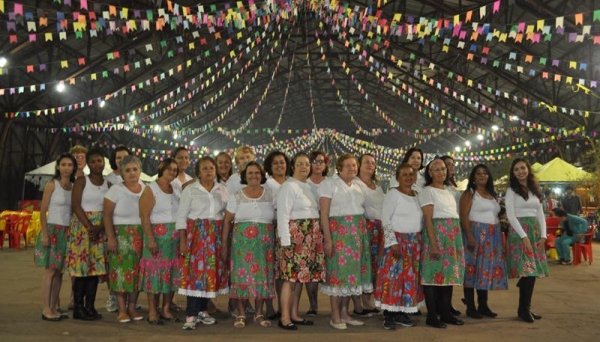 Coreografia "Forró das Poderosas" foi apresentada para público prudentino.
