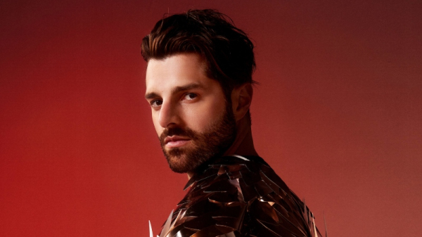 Alok toca em Tup? na segunda-feira de carnaval (Hudson Rennan/Divulga??o).