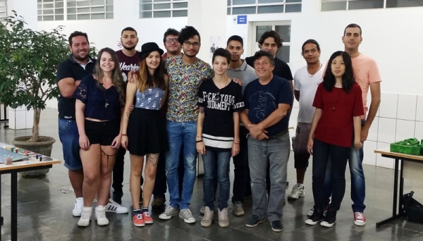 Alunos de Design realizam mostra de projetos de jogos de tabuleiro por meio do processo de Design Thinking (Foto: Arquivo Pessoal).