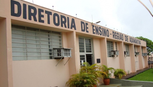 Coube à Diretoria Regional de Ensino realizar estudos de compatibilização de demanda/vagas com vistas a atender a reorganização das escolas em ciclo único e a disponibilização de prédios, se houver, é de competência superior e nada ainda foi definido, diz Dirigente Regional de Ensino (Foto: Arquivo).