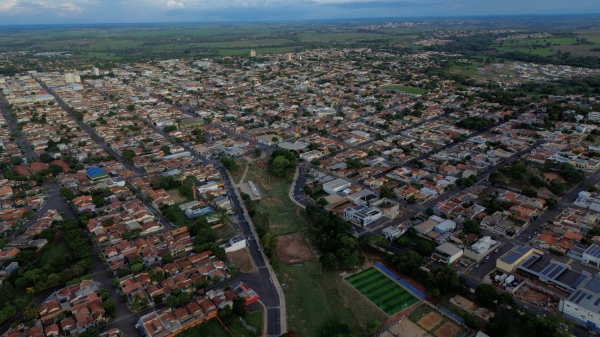 Parque dos Pioneiros em Adamantina (Foto: Fabio Chaves / @adtdrone)