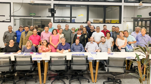 Atividade de formacao com pre-candidatos a vereador do PL, PSD e PSDB (Cedida).