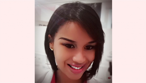 Aline de Oliveira Souza obteve 1 voto é convocada após a perda do mandato do vereador Rodrigo Castilho (Foto: Facebook).