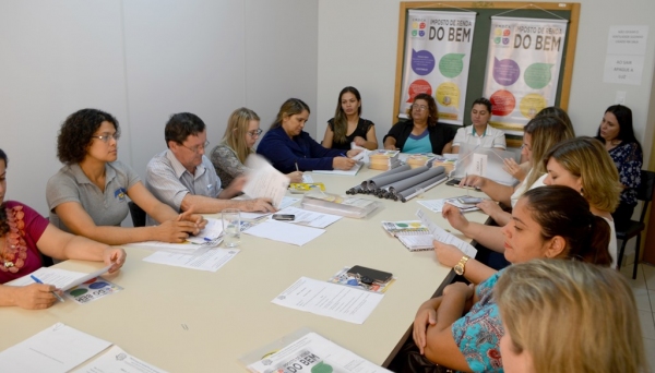 Lançamento da campanha Imposto de Renda do Bem, cujas doações podem ajudar crianças e idosos de Adamantina (Foto: Maikon Moraes).