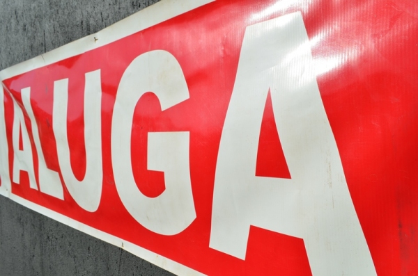 Procon de Adamantina orienta sobre contratos de aluguel de imóveis (Foto: Acácio Rocha)