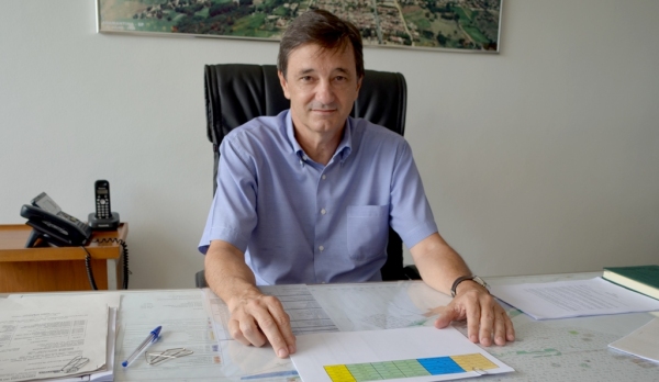 Com contas rejeitadas pela Câmara, ex-prefeito Ivo Santos fica inelegível (Foto: Arquivo).