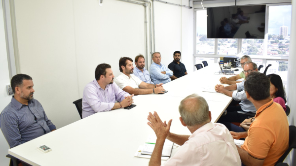 Guilherme Piai cumpriu agenda  em Adamantina (Da Assessoria/PMA).