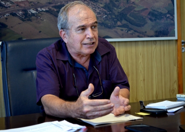 Dr. Pacheco volta à condição de vice-prefeito e não sinaliza aproximação participativa (Foto: Acácio Rocha).