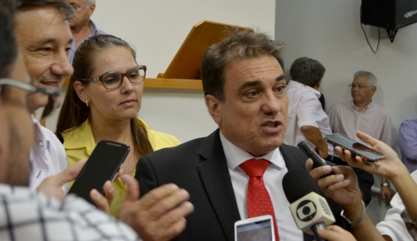 Advogado Salvador Mustafa Campos, que assessorou prefeito Ivo Santos, anunciou que vai tentar mudar decisão ingressando com medida Justiça (Foto: Acácio Rocha).