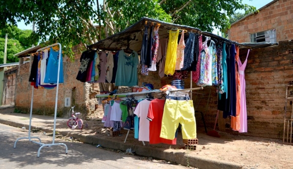 Banca está instalada na Rua Espírito Santo (quadra entre as ruas Mato Grosso e Pernambuco), no Jardim Brasil, em Adamantina (Foto: Acácio Rocha).