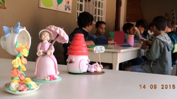 Artesanato com biscuit está na programação de atividades (Foto: Assessoria de Imprensa).