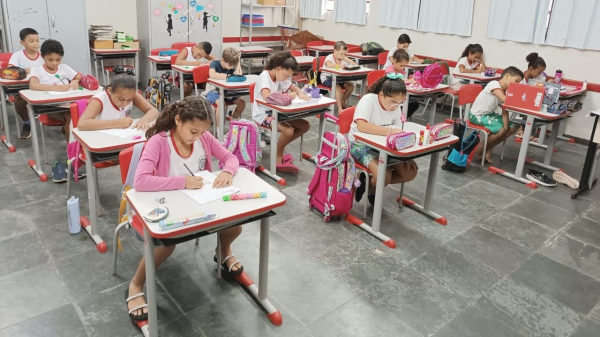 Sala de aula em escola da rede municipal de ensino de Adamantina (Arquivo/PMA).