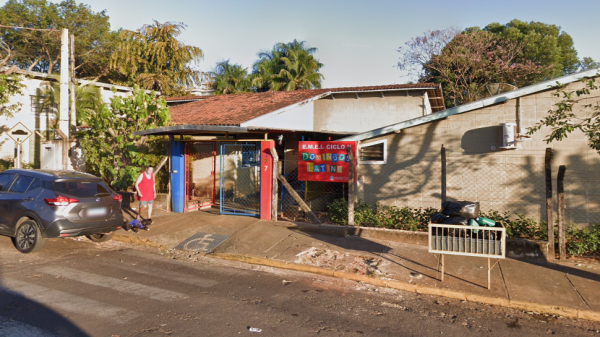 Emei Domingos Latine (Google).