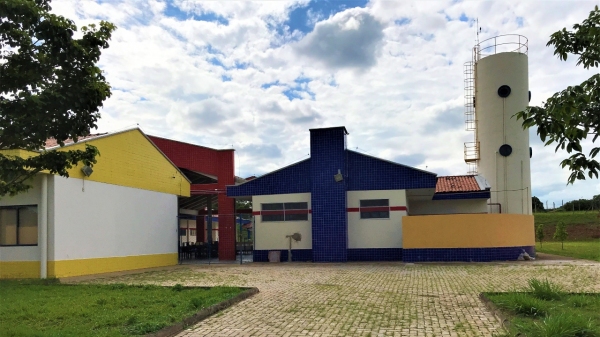 Uma das unidades de educação infantil de Lucélia, a Emei José Cândido (Arquivo/Siga Mais).