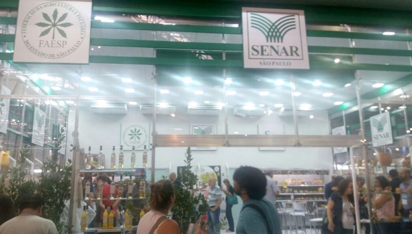 APPRAR leva produtos da agricultura familiar de Adamantina para o estande do SENAR, na Feira do Empreendedor, em São Paulo (Foto: Cedida).