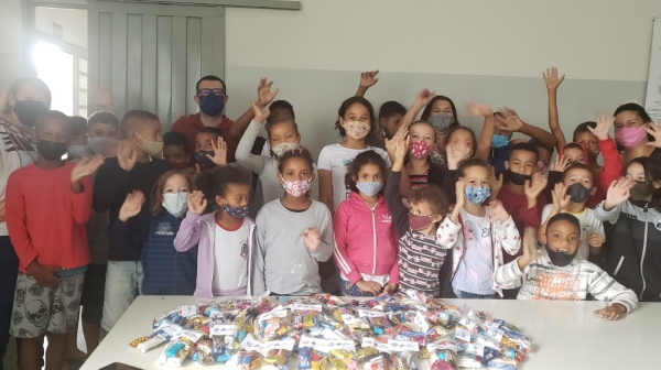 APAE e Centro de Equoterapia, Casa do Garoto, IAMA, Lar Cristão de Meninas, Lar dos Velhos de Adamantina e de Osvaldo Cruz receberam as doações (Imagem: ProExt).