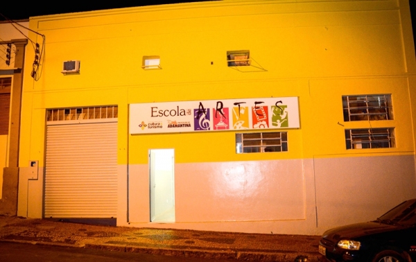 Escola de Artes abre inscrições para turmas de ballet, jazz e sapateado (Foto: Divulgação).