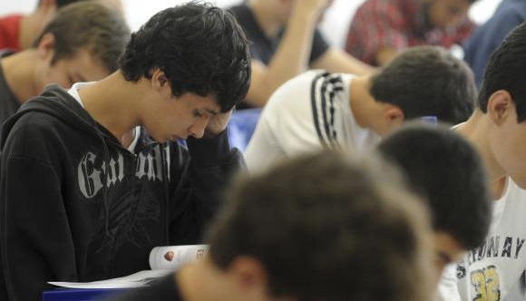 O Fies oferece financiamento de cursos em instituições privadas a uma taxa de juros de 6,5% ao ano (Foto: Wilson Dias/ABr).