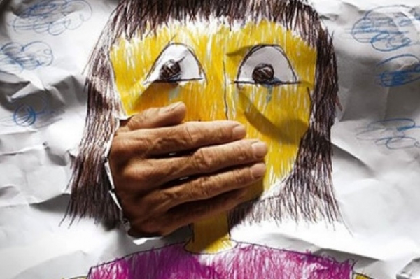 Após agressão, menina denuncia padrasto por estupro