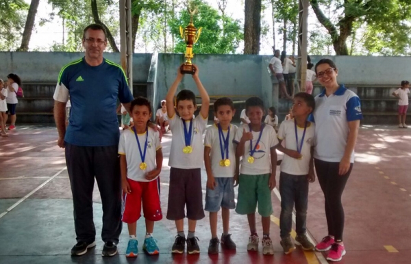 Subprojeto de Educação Física do Pibid da FAI promove II Euricopa na Escola Eurico Leite (Foto: FAI/Cedida).