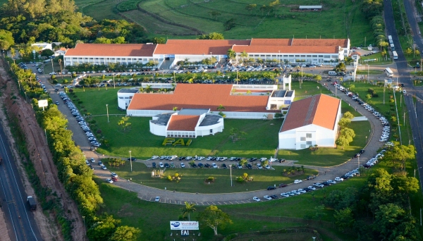 Decisão pela suspensão das aulas se deu devido às incertezas sobre a greve dos caminhoneiros e ao desabastecimento de combustíveis na região (Arquivo/UniFAI).