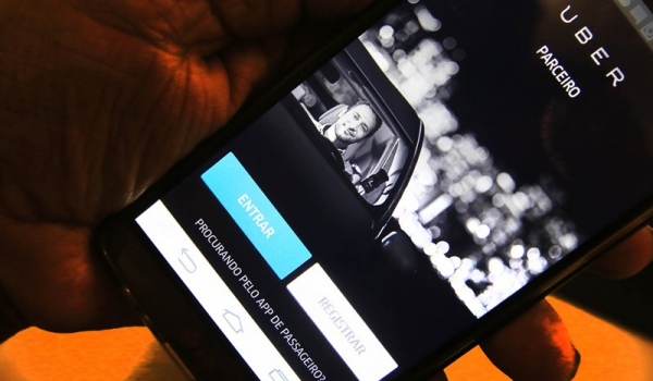 Por decreto, Haddad regulamenta uso do Uber na capital paulista (Foto: Fernanda Carvalho/ Fotos Públicas).