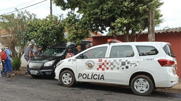 Local onde a mulher foi torturada e morta pelo filho (Foto: Bruna Bachega/TV Fronteira).