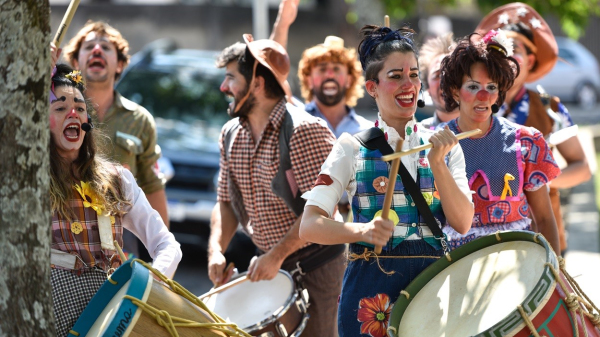 Festa na Roca com o Coletivo Piracema (Foto Adriano Scanhuela).